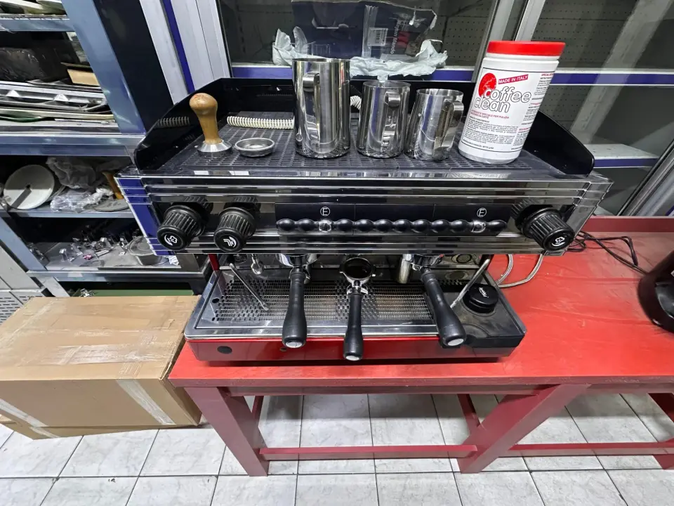 2 GRUPLU İTALYAN ENDÜSTRİYEL ESPRESSO KAHVE MAKİNESİ, fotoğraf 3