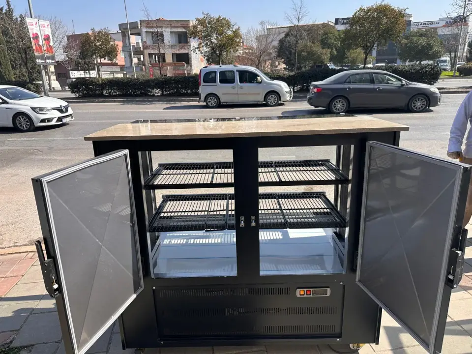 150 cm Vitrin Teşhir Dolapları, fotoğraf 5