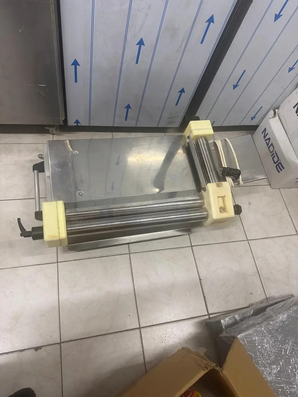 Krom Merdaneli Hamur Açma